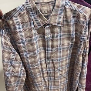 Bundle of Mens XL and XXL designer button up shirts.